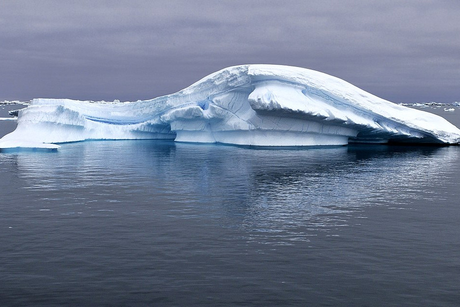 El misterio de los icebergs verdes de la Antártida Ambientum