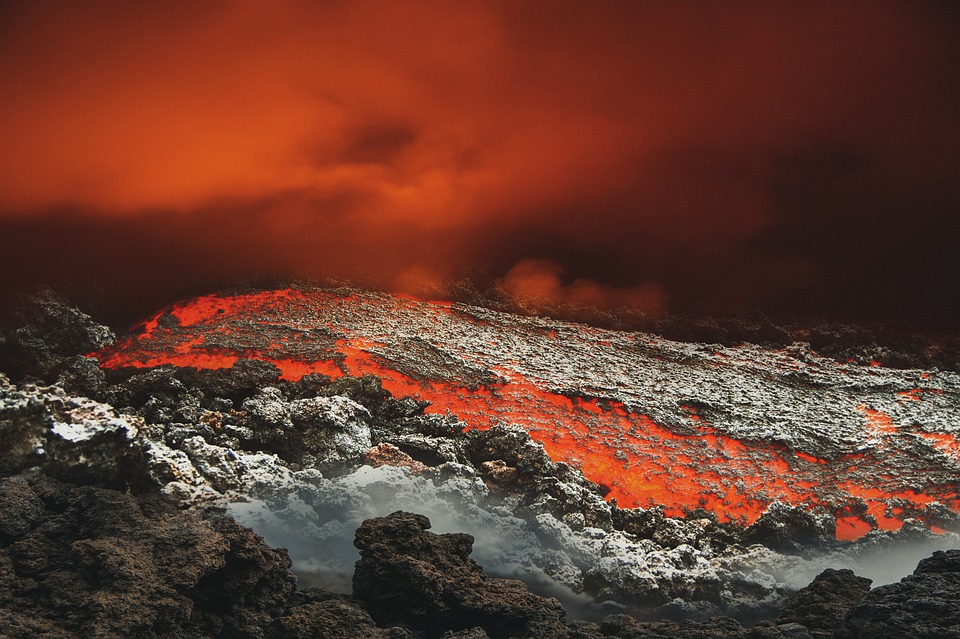 El Volcan Activo Que Esta Oculto En Europa Ambientum