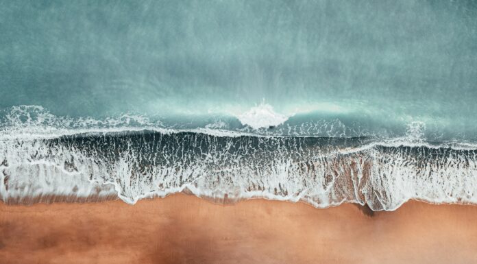 Agua salada de mar