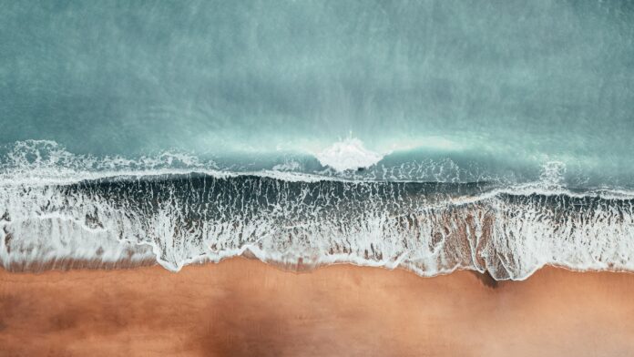 Agua salada de mar