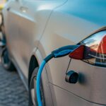 ¿Cuánto cuesta cargar un coche eléctrico en casa?