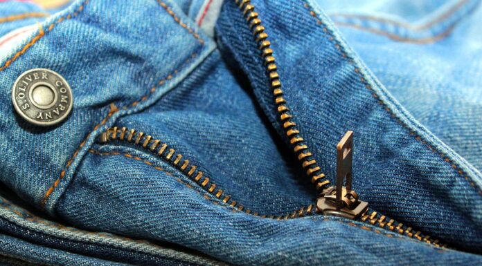 El impacto ambiental detrás de la fabricación de jeans